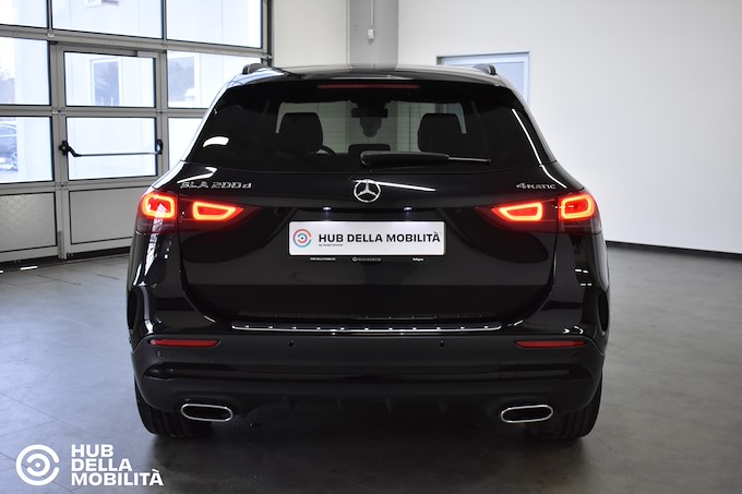 MERCEDES-BENZ GLA 200 d Automatic 4Matic Premium